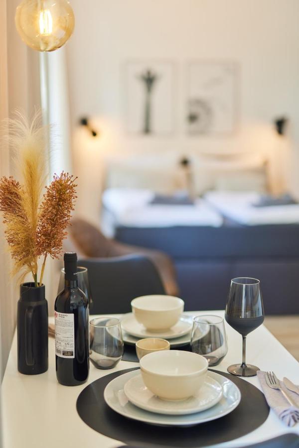 Studio3 Zentral Und Ruhig Mit Parkplatz, 5 Min Z Bali-T Und Gop, Boxspringbett Bad Oeynhausen Luaran gambar