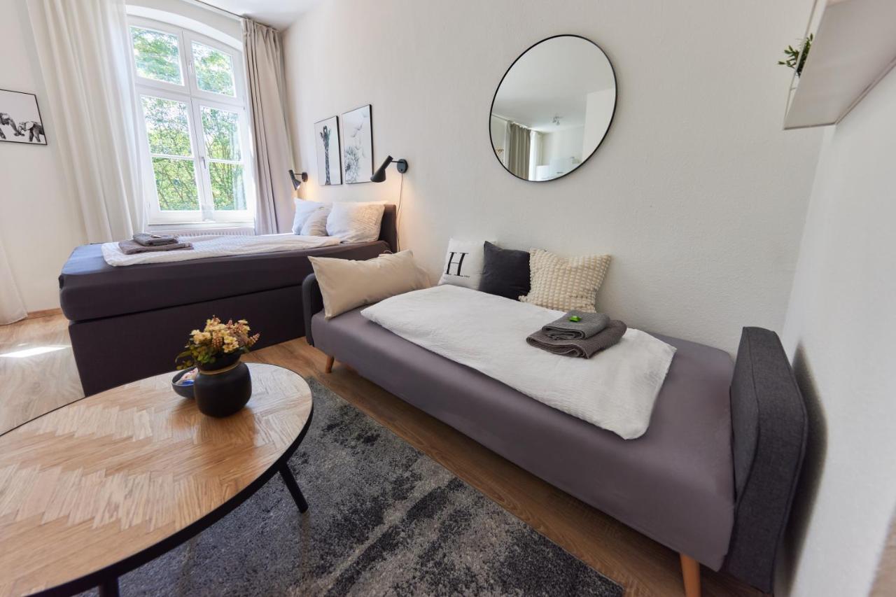 Studio3 Zentral Und Ruhig Mit Parkplatz, 5 Min Z Bali-T Und Gop, Boxspringbett Bad Oeynhausen Luaran gambar