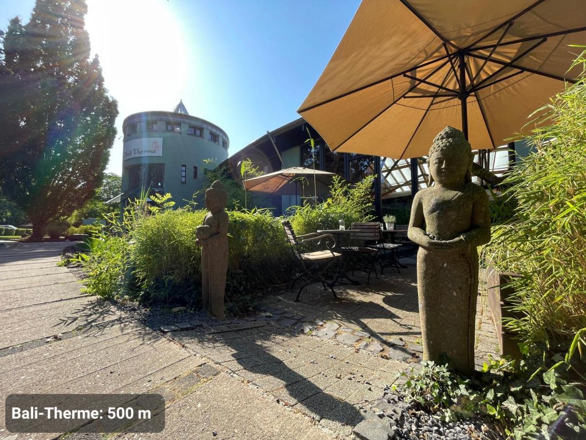 Studio3 Zentral Und Ruhig Mit Parkplatz, 5 Min Z Bali-T Und Gop, Boxspringbett Bad Oeynhausen Luaran gambar